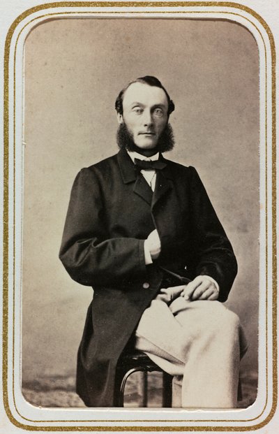 Férfi portré, carte de visite; a hordozón a "Robert Ditzinger (1826-1891)" felirat szerepel. alkotó: Unknown photographer