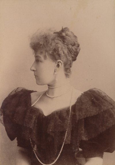 Stéphanie Clotilde Louise Herminie Marie Charlotte belga hercegnő (1864. május 21. - 1945. augusztus 23.) alkotó: Unknown photographer