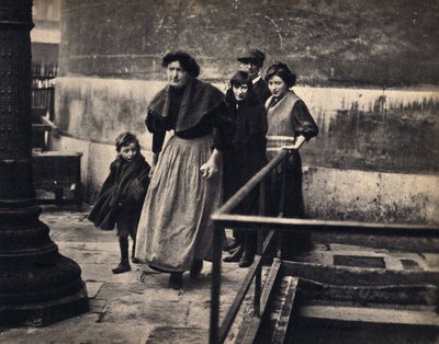 Egy párizsi család jelenete. Fényképészet, 19. század vége, Párizs. Coll. Selva. alkotó: Unknown photographer