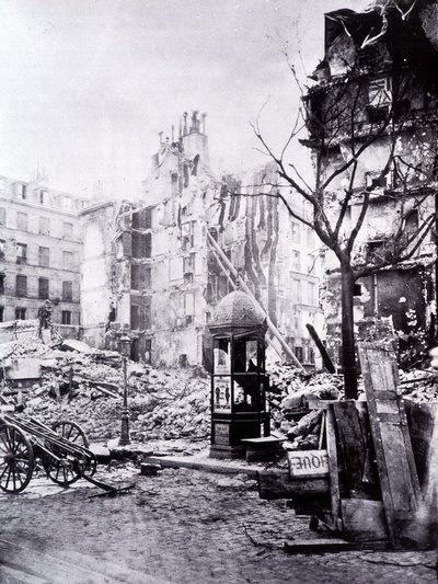 Párizs nagyszerű alkotásai: a Rue Royal és a Rue du Fbg St Antoine sarka alkotó: Unknown photographer