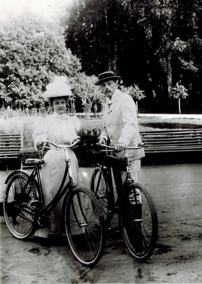 Vladimir Dmitrievich Nabokov (1870-1922) és Elena Ivanovna Rukavishnikova (1876-1939), Anonymous. Fotós alkotó: Unknown photographer