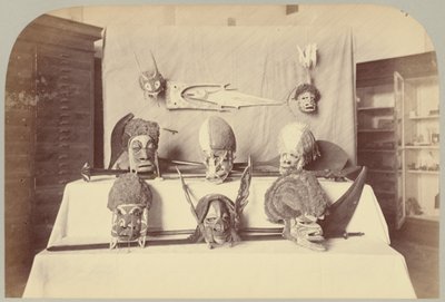 Pl. XIV. Maszkok stb.: Salamon-szigetek alkotó: Victor Prevost, Gaston L. Feuardent and Co., New York