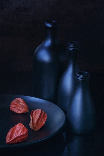 Physalis és kék üvegek alkotó: Vladimir Pavlovskyy