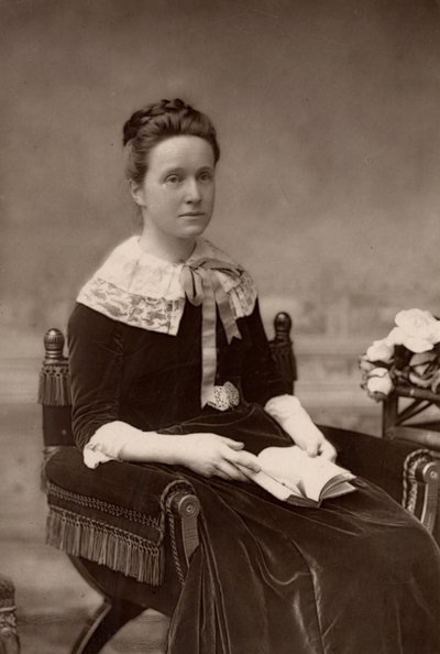 ""Millicent Fawcett (született: Garrett – 1947-1929) angol feminista, 50 éve a nők választójogáért mozgalom vezetője. Elizabeth Garrett Anderson úttörő nőorvos nővére; Henry Fawcett, a vak radikális politikus felesége (woodburytype alkotó: W. and D. (after) Downey