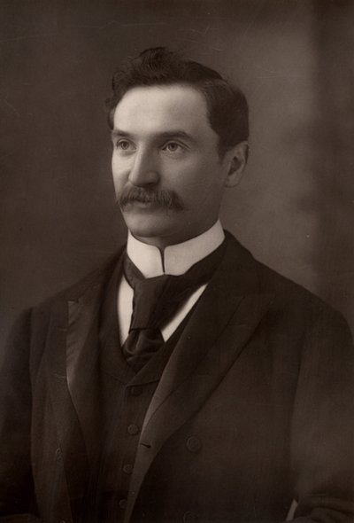 ""Solomon Joseph Solomon (1860-1927) angol portré- és falfestő. Az első világháborúban bevezette az álcázás használatát a brit hadseregben. (fabury típusú) alkotó: W. and D. (after) Downey