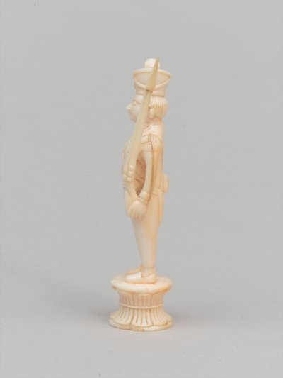 Fehér gyalog, sakkfigura, India alkotó: Walter Stanley Paget