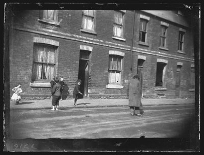 Nora Street, Cardiff, 1892. alkotó: William Booth