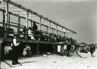 Beach Scene, Coney Island, 1910-21 alkotó: William Davis Hassler