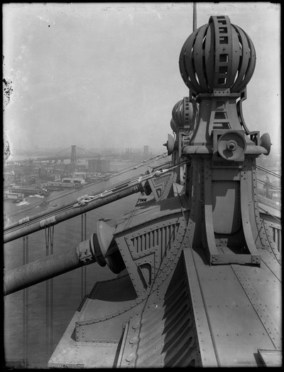 Részlet a döntőről a Manhattan Bridge tetején, 1914. augusztus 25. bw photo alkotó: William Davis Hassler