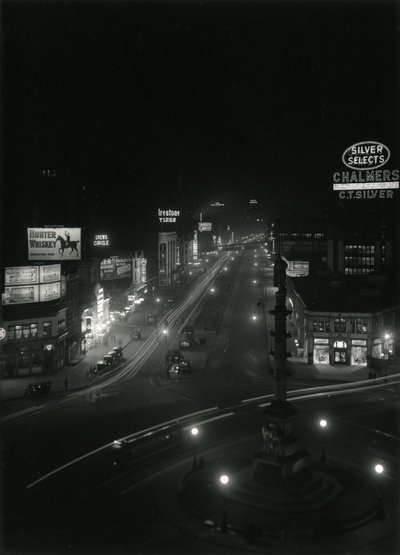 Éjszakai kilátás a Columbus Circle-ben, 1910-21 körül alkotó: William Davis Hassler