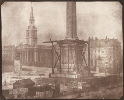 A Trafalgar téren épülő Nelson-oszlop alkotó: William Henry Fox Talbot