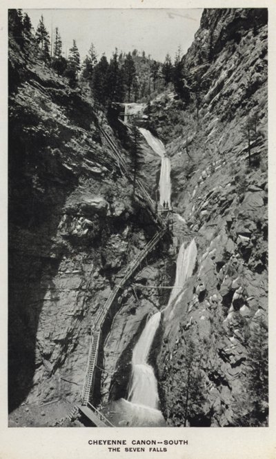 Colorado kanyonjai: Cheyenne Canon, Dél, The Seven Falls (f/w fotó) alkotó: William Henry Jackson