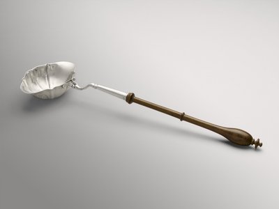 Punch vagy Toddy Ladle, c. 1754-1785 (ezüst és azonosítatlan fa) alkotó: William Hollingshead