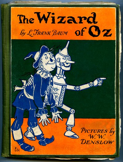 The Wonderful Wizard of Oz - The Wizard of Oz: egy régi kiadás borítója (1905 és 1920 között), amelyet Denslow, William Wallace (1856-1915) illusztrált Frank Baum (1856-1919) - a madárijesztő és a faember bádogban - magángyűjtemény - alkotó: William Wallace Denslow