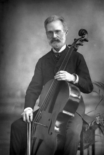 Carlo Alfredo Piatti 1822-1901, olasz csellóművész, 1890. alkotó: William and Daniel Downey