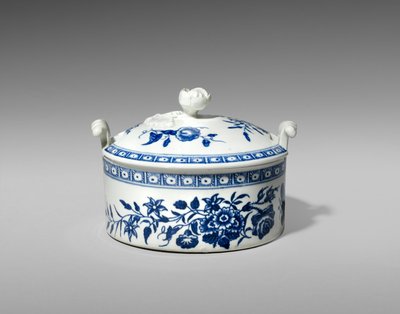 Vajkád, c. 1770-1783 (lágypaszta porcelán transzfernyomással) alkotó: Worcester Porcelain Manufactory