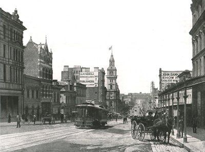 A Bourke Street keletre néz, Melbourne, Ausztrália, 1895. alkotó: York and Son
