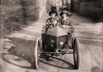 Ki egy autóútra, c. 1912 (fotó) alkotó: Frederick (attr. to) Barnard