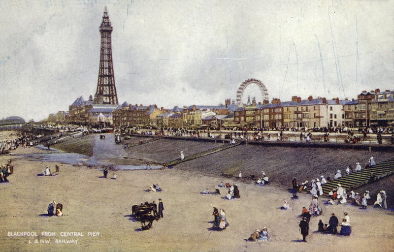 Blackpool a Central Pierről (színes fotó) alkotó: (after) English photographer
