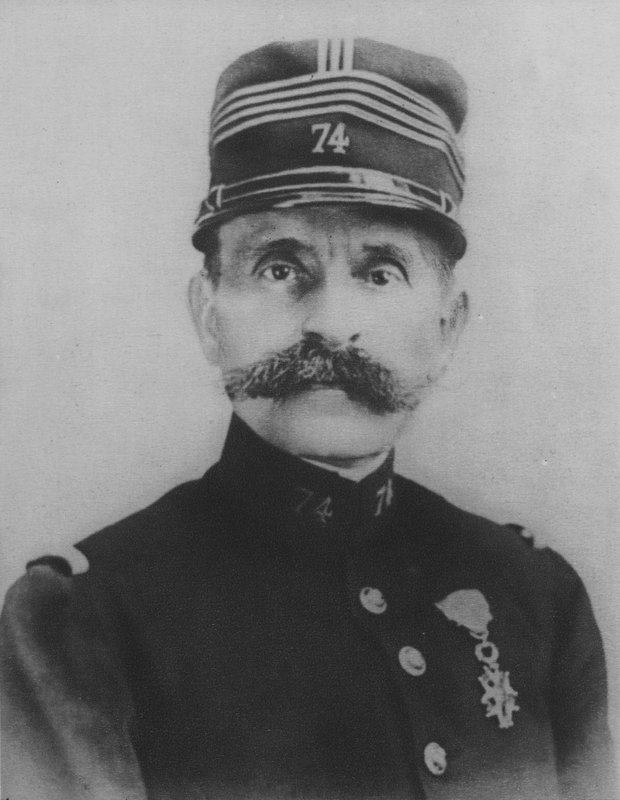 Esterházy (fekete-fehér fotó) alkotó: (after) French Photographer
