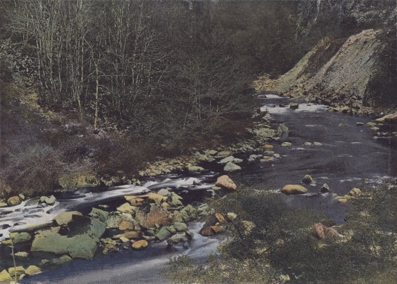 Gorges de la Cere Laval de Cere közelében (színes fotó) alkotó: (after) French Photographer