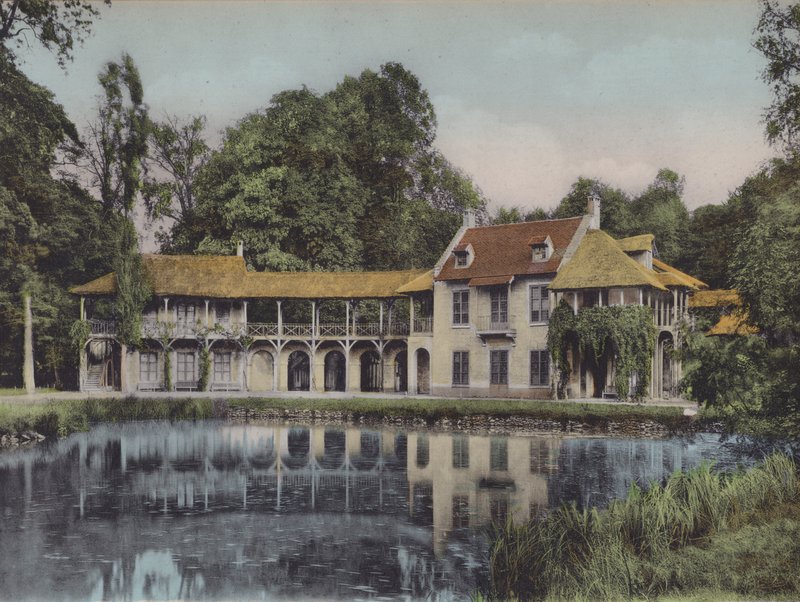 A Hamlet, a királynő háza, a Hamlet, a királynő háza (színes fotó) alkotó: (after) French Photographer
