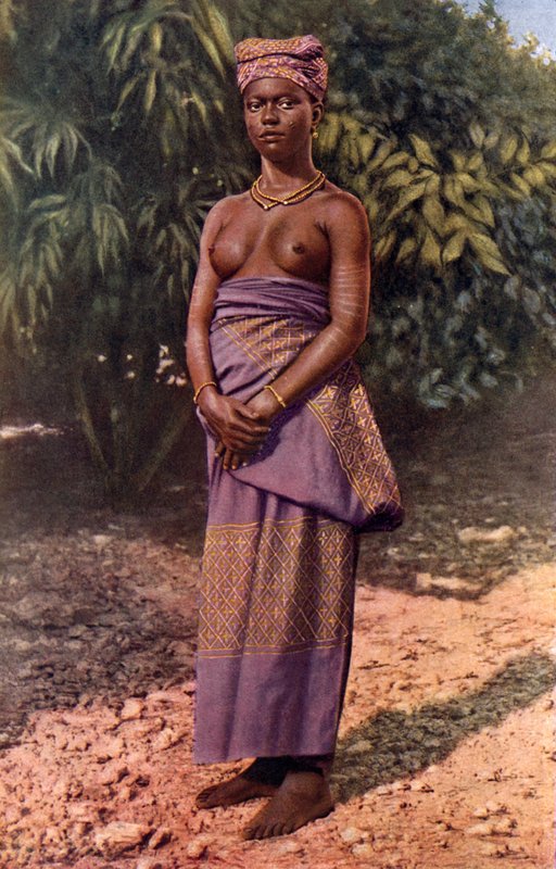 Egy Accra Belle fiatalkori büszkeségében alkotó: English Photographer