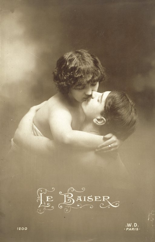 A csók, csók, csók alkotó: French Photographer