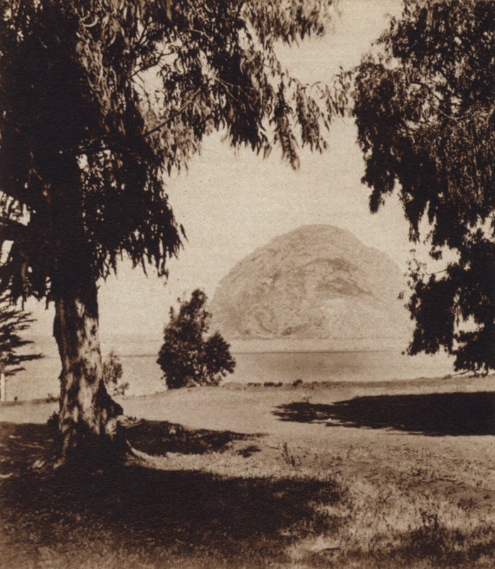 Kalifornia: Morro Rock (f/w fotó) alkotó: American Photographer (after)