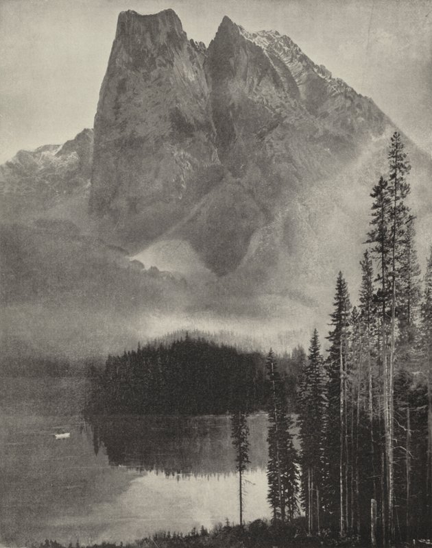 Emerald Lake a Selkirk-hegységben (fekete-fehér fotó) alkotó: American Photographer (after)