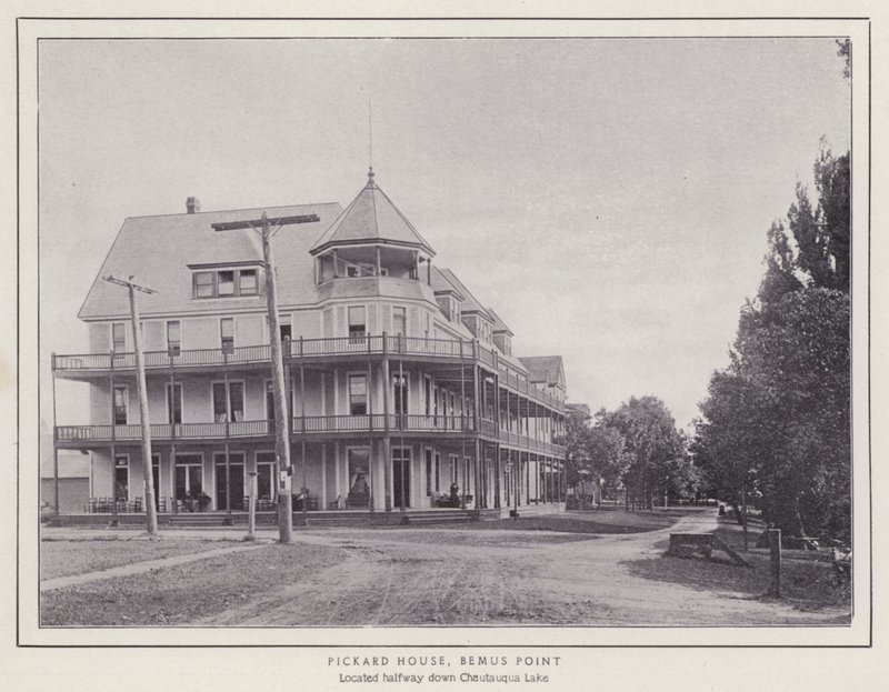 Jamestown, NY: Pickard House, Bemus Point (f/w fotó) alkotó: American Photographer (after)
