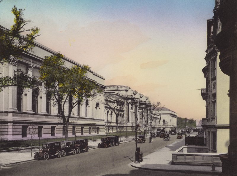 New York: Metropolitan Museum of Art, Fifth Avenue és East 80th Street (fotó) alkotó: American Photographer (after)