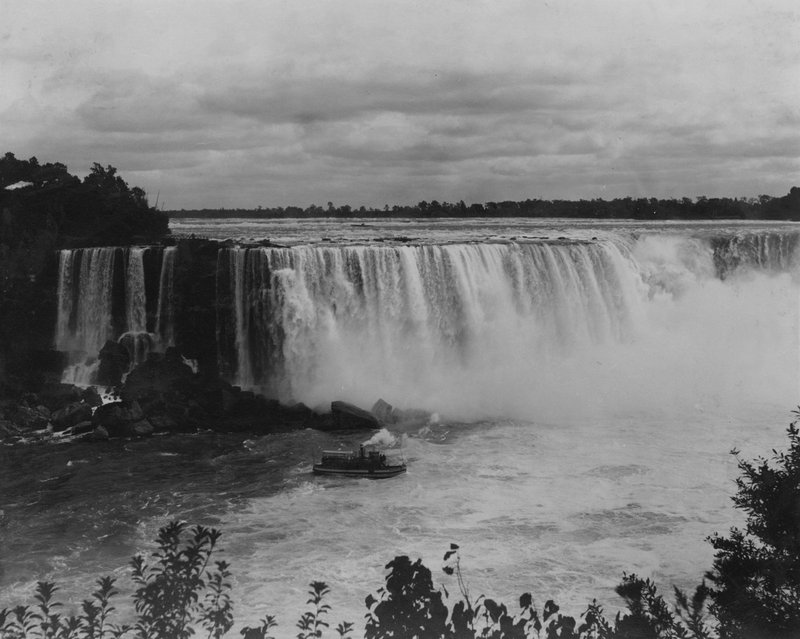 Niagara Falls, New York, USA (f/w fotó) alkotó: American Photographer (after)