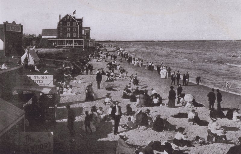 Old Orchard Beach, Maine: A tengerparton (f/w fotó) alkotó: American Photographer (after)