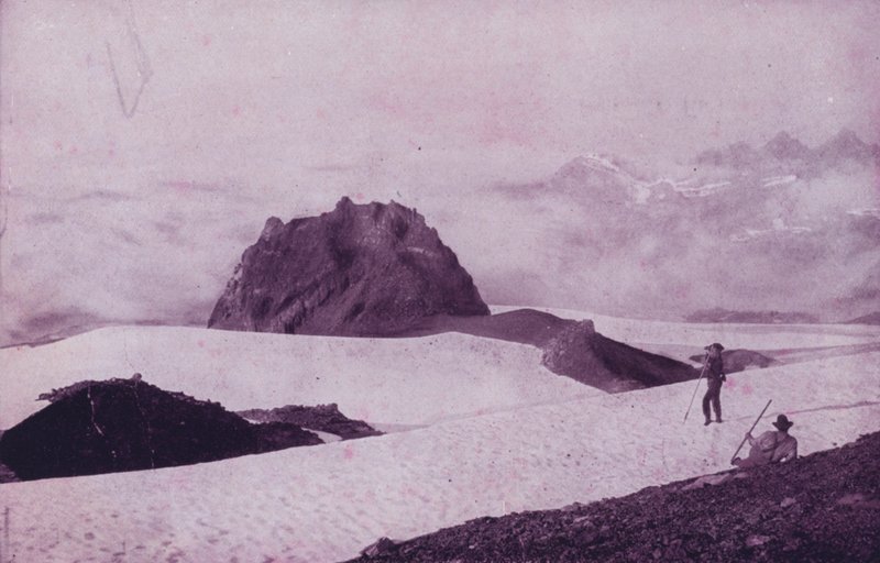 A Mount Tacoma csúcsán, Washingtonban (f/w fotó) alkotó: American Photographer (after)