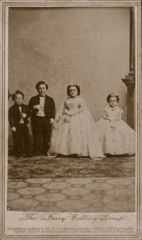 Charles Sherwood Stratton, Tom Thumb tábornokként ismert amerikai előadóművész és felesége, Lavinia Warren esküvői fényképe alkotó: American Photographer (after)