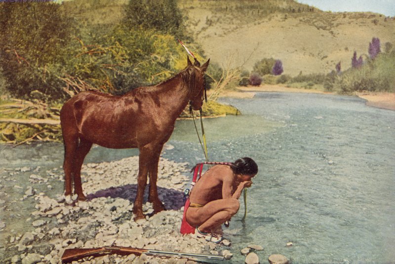Apache Warrior, Rio Navaho, Arizona (színes fotó) alkotó: American Photographer