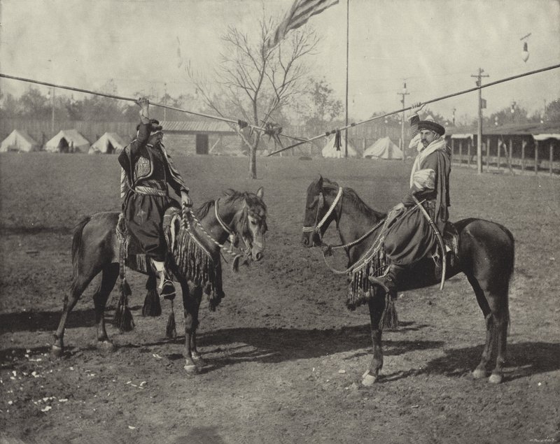 Arab Spearmen of the Wild East Show alkotó: American Photographer