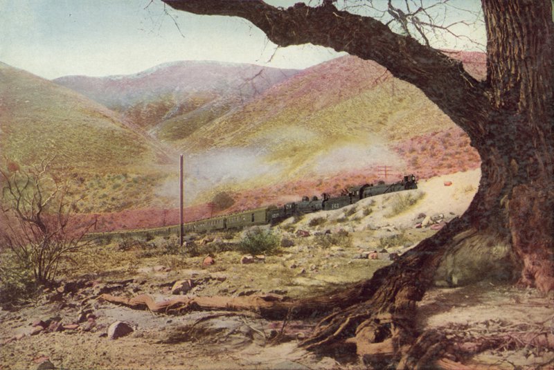 Ascending Cajon Pass, Kalifornia (színes fotó) alkotó: American Photographer