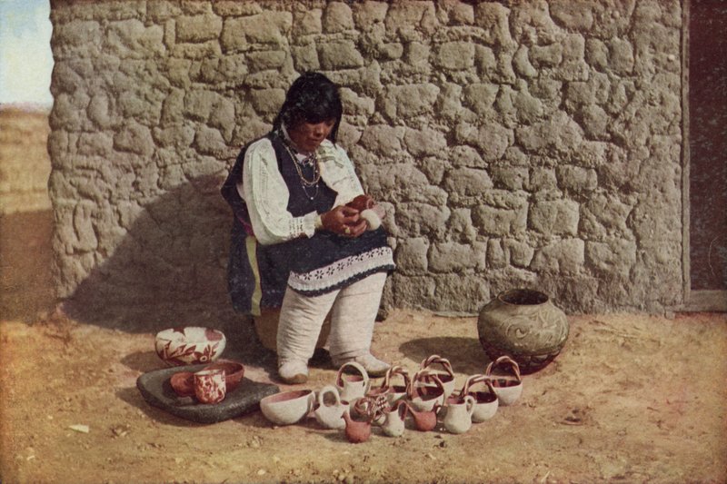 Dekorációs kerámia, Pueblo of Isleta, Új-Mexikó (színes fotó) alkotó: American Photographer