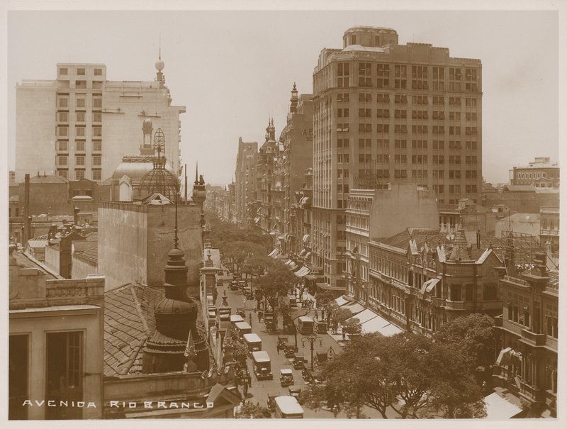 Avenida Rio Branco, Rio de Janeiro (fekete-fehér fénykép) alkotó: Brazilian Photographer