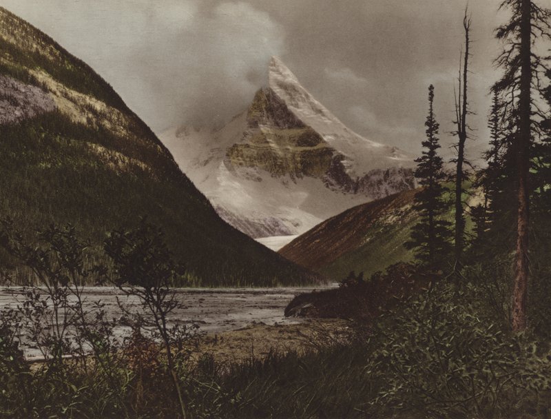 Mount Columbia (színes fotó) alkotó: Byron Hill Harmon