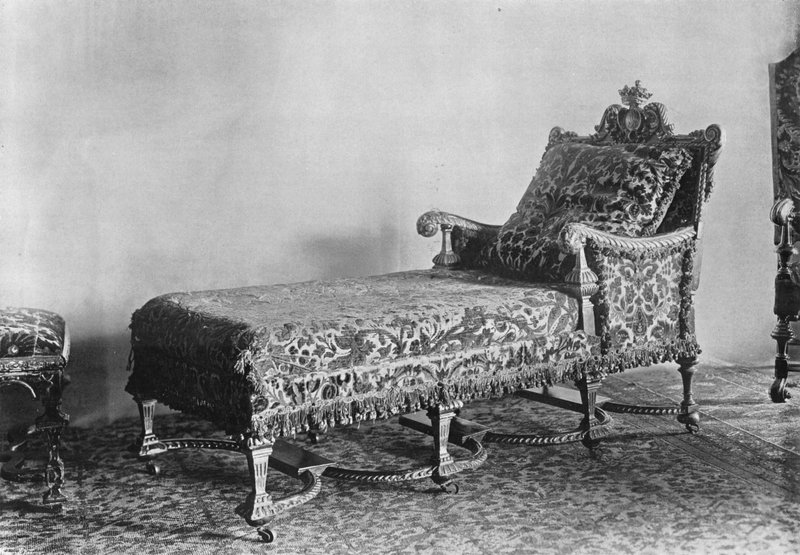 Day Bed to Match alkotó: Charles Latham