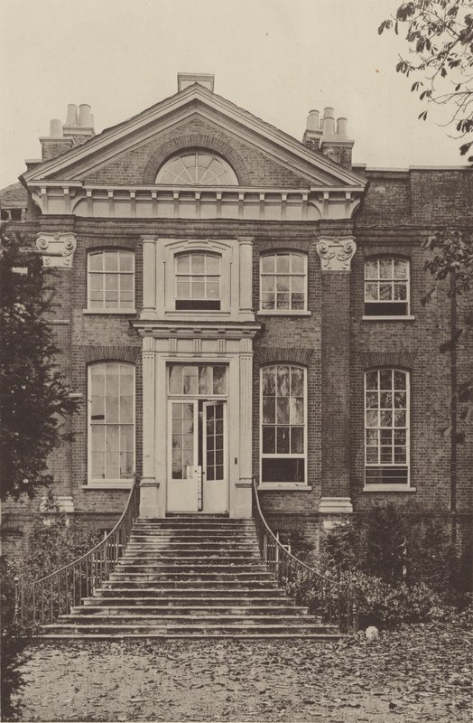 Nagy Marlow Place, Bucks alkotó: Charles Latham