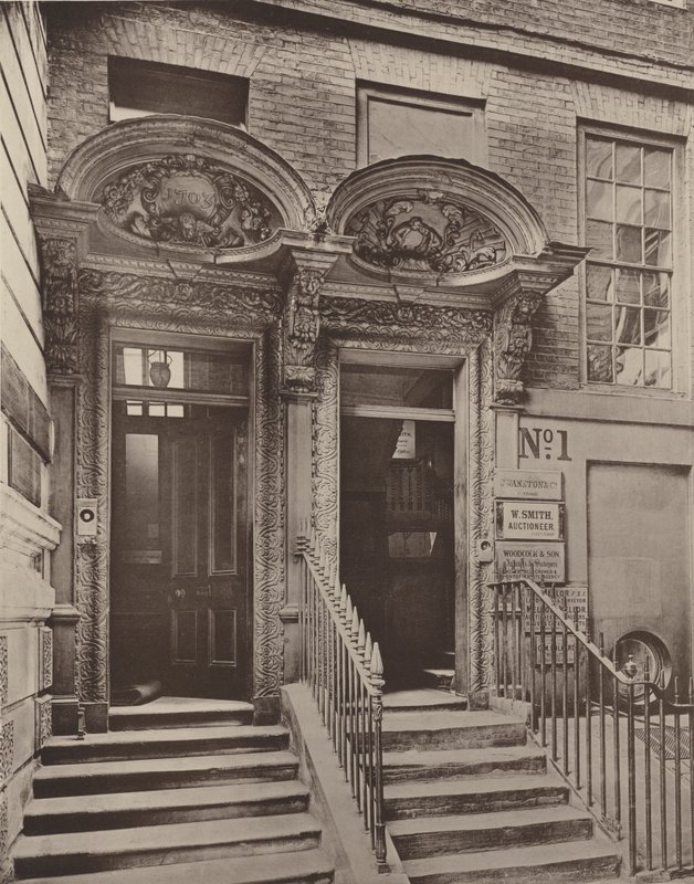 Two Doorway, Laurence Pountney Hill, East Central alkotó: Charles Latham