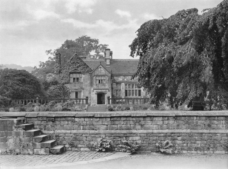 Woodsome Hall alkotó: Charles Latham