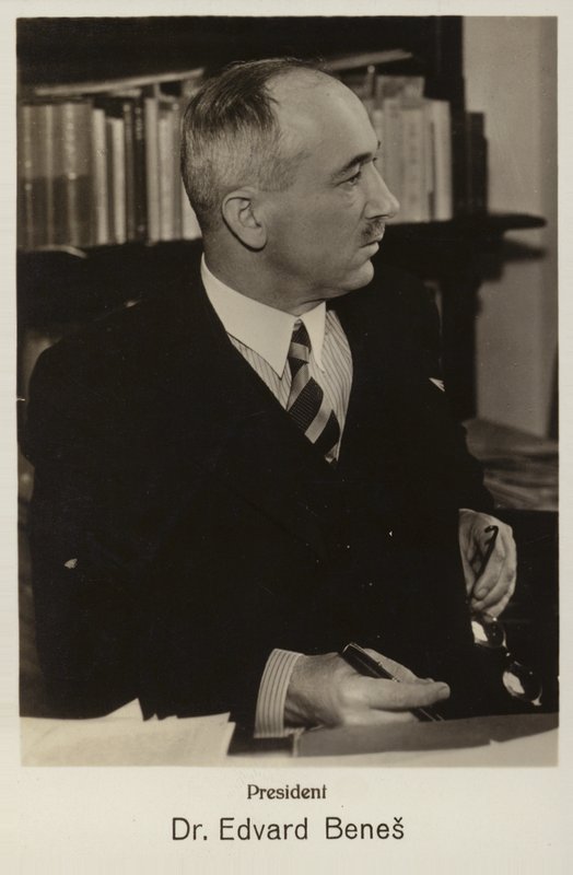 Edvard Benes alkotó: Czech Photographer