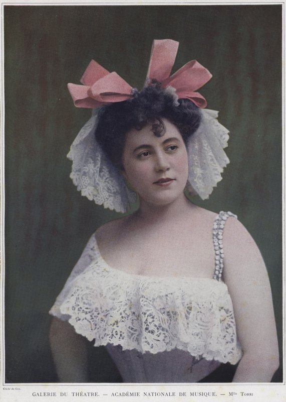 Mademoiselle Torri francia színésznő és énekesnő színes fotó alkotó: Du Guy