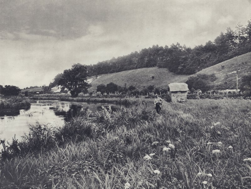 A középső teszten (fekete-fehér fotó) alkotó: Edward Alfred Barton