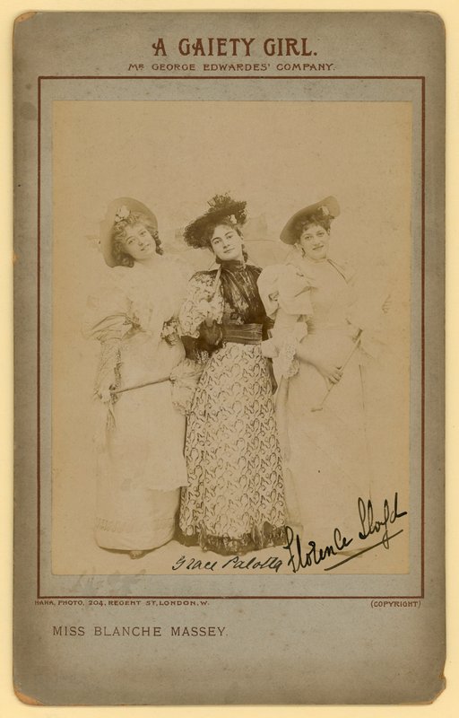 Vidám lány – Miss Blanche Massey, Grace Palotta, Florence Lloyd alkotó: English Photographer